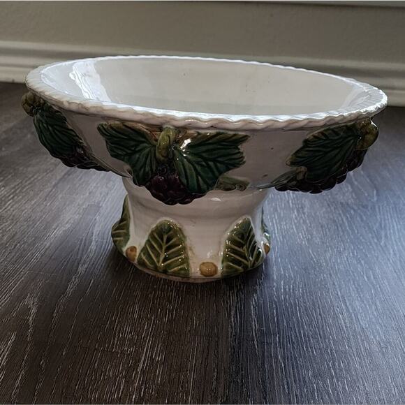 Vintage Italian Majolica Style large Pedestal Bowl with Grape Design‎ - Picture 12 of 15